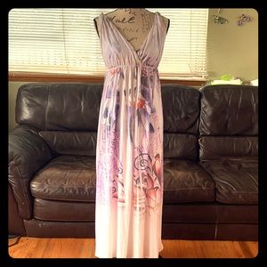 Sleeveless maxi dress
